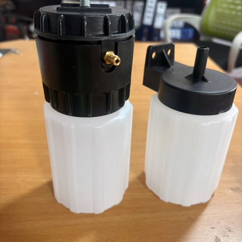 Lubricador Dual para Bomba de Vacío – Aceitera Doble con Regulación Independiente — foto 3