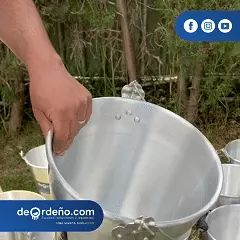 Balde Lechero 11 Lts con aro de refuerzo en la base y medidor en litros — foto 2