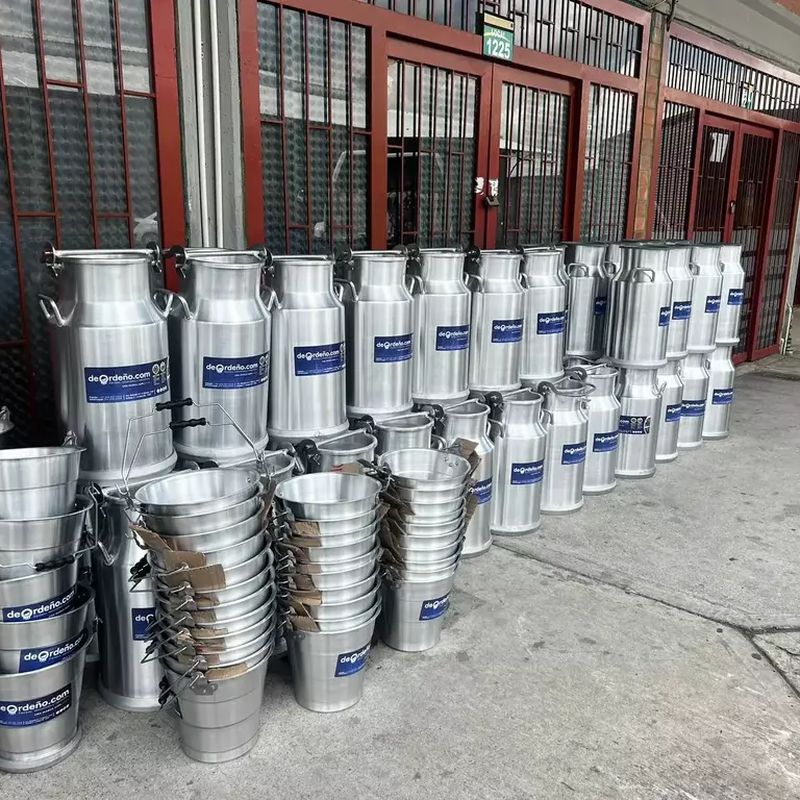 Cantinas Lecheras en Aluminio — foto 3
