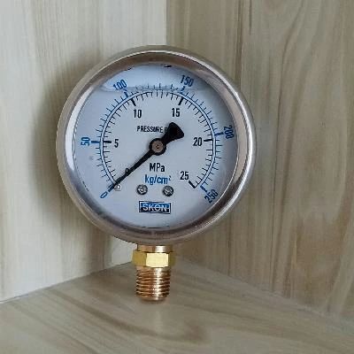 Vacuómetro acero inoxidable a prueba de golpes manómetro de vacío lleno de aceite — foto 3