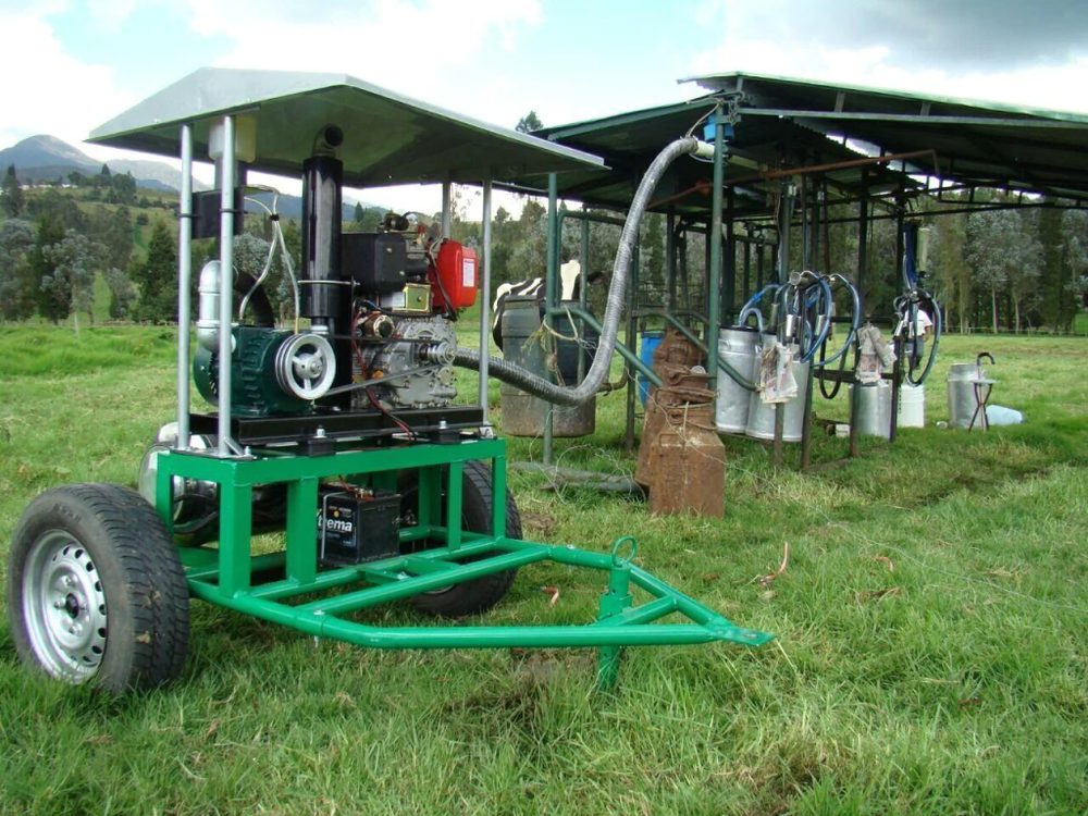 Remolque de ordeño Trailer de deOrdeño con techo y rueda tipo automóvil